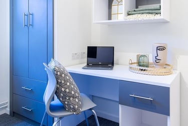 1 bed flat, Bassett Green Road, Swaythling, Southampton, SO163QB - Image 2